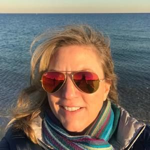 Meet your Posher, Amy